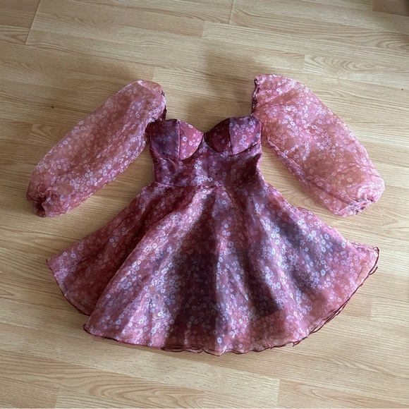 Missord Crimson Floral Ditsy Lantern Sleeve Mini Dress Small - Picture 1 of 15